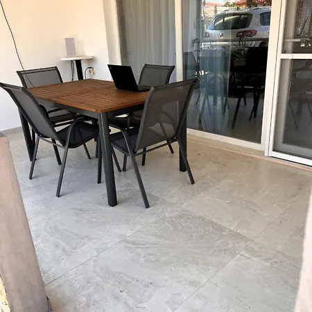 Potidea Appartement *