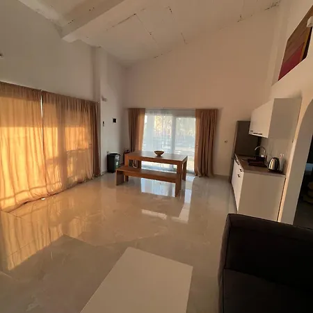 Potidea Апартаменты