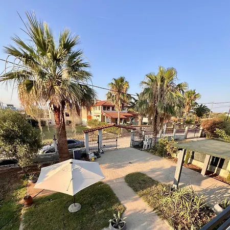 Апартаменты Potidea