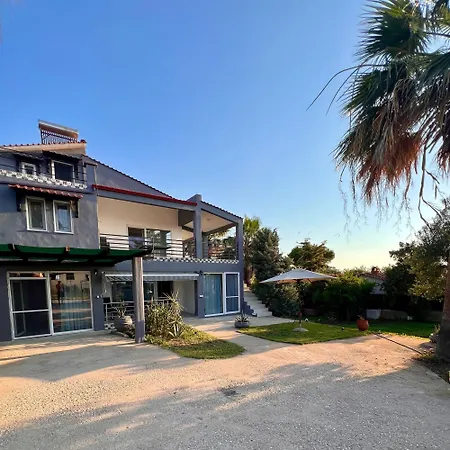 Potidea Апартаменты *