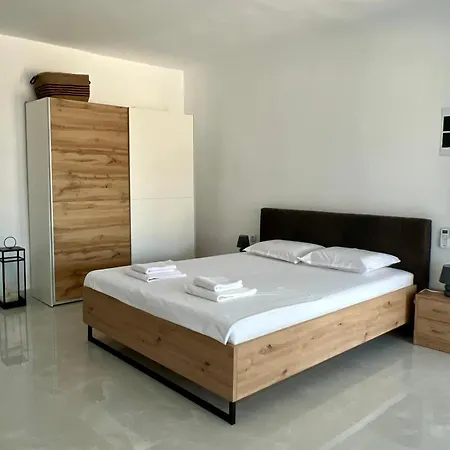 Апартаменты Potidea *